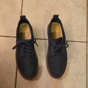 Clarks Women's Navy Perforated Derbys